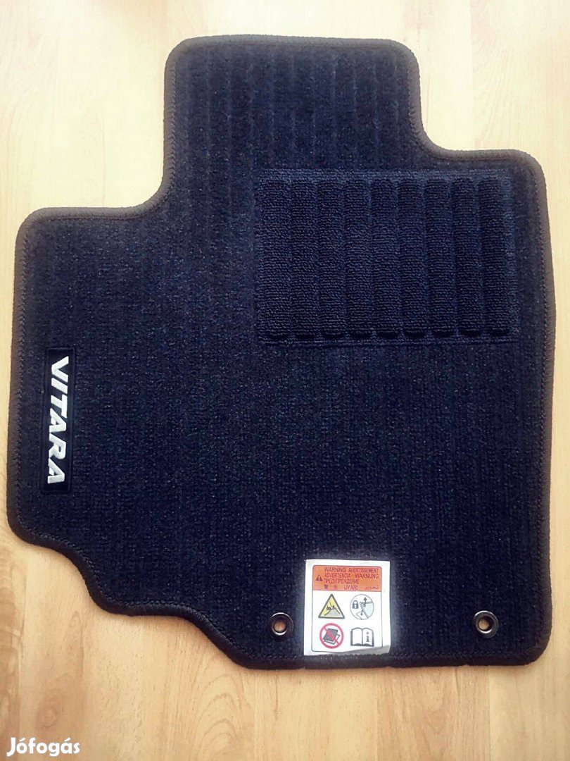 Suzuki Vitara gyári szövet szőnyeg