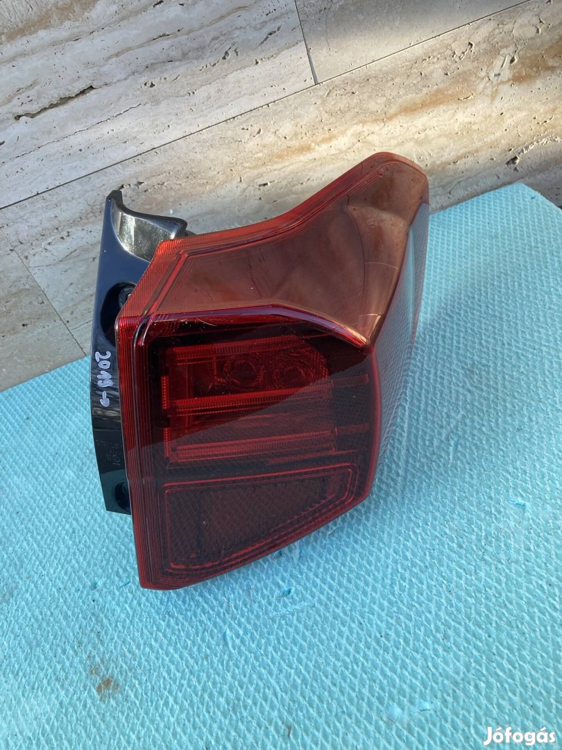 Suzuki Vitara jobb hátsó led lampa (2019-  )