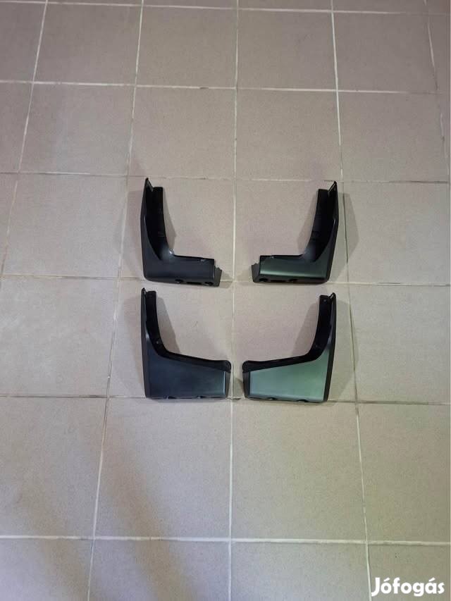 Suzuki Vitara sárfogogumi-szett