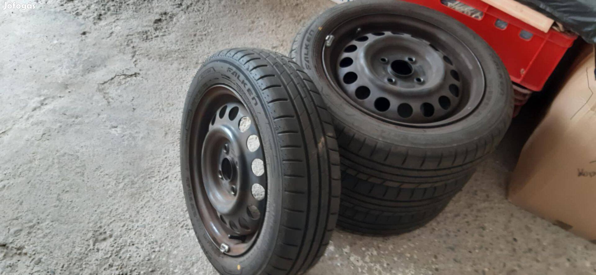 Suzuki Wagon R+ 4 db nyári gumi felnin