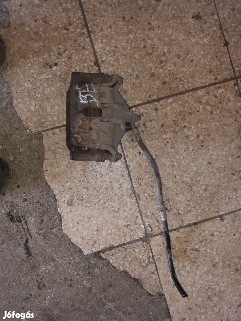 Suzuki Wagon R 98-10 Bal Első Féknyereg