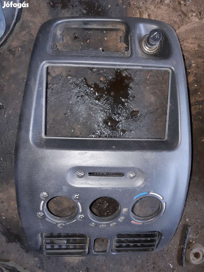 Suzuki Wagon R 98-10 Középkonzol Keret Középső Szellőző