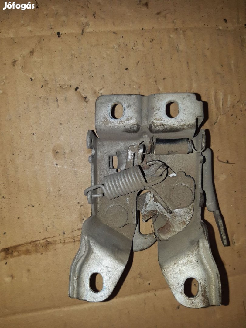 Suzuki Wagon R 98-10 Motorháztető Zárszerkezet