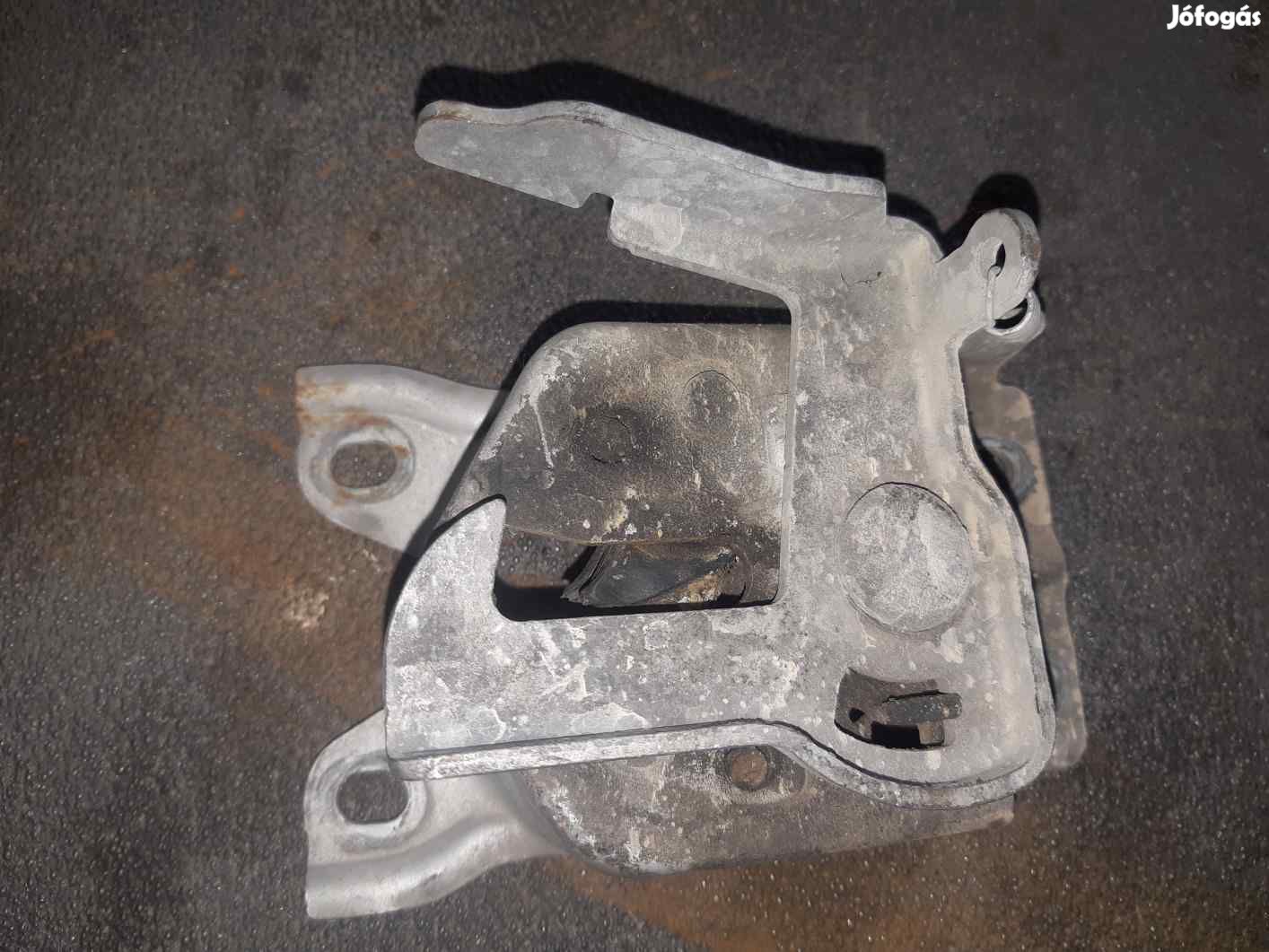 Suzuki Wagon R 98-10 Motorháztető Zárszerkezet