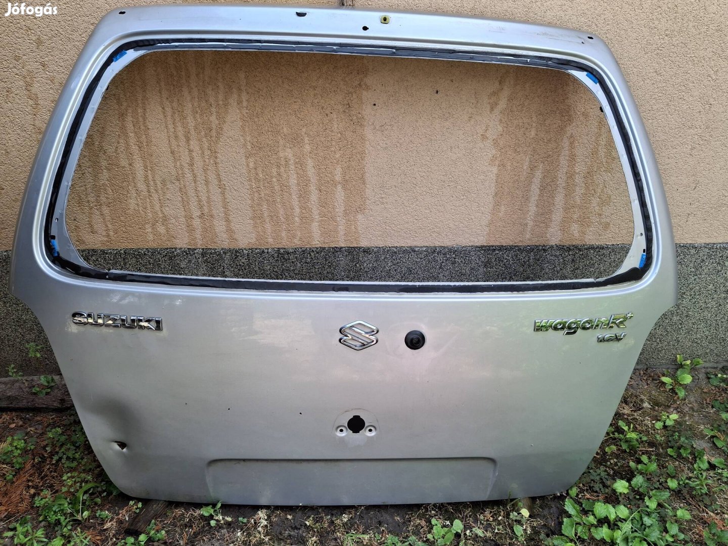 Suzuki Wagon R+  csomagtérajtó 