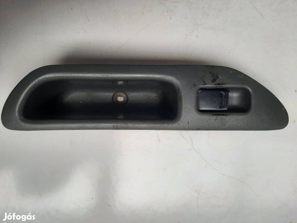 Suzuki Wagon R+ jobb első ablakemelő kapcsoló