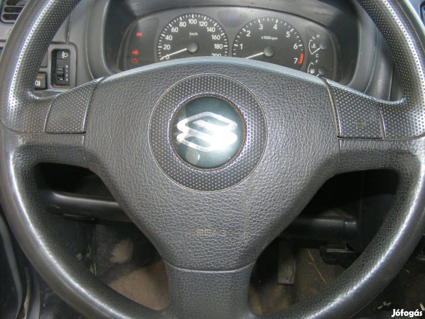 Suzuki Wagon R+ kormány és légzsák