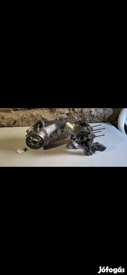 Suzuki ZZ Sepia/Address/Katana robogó üres blokkház eladó.