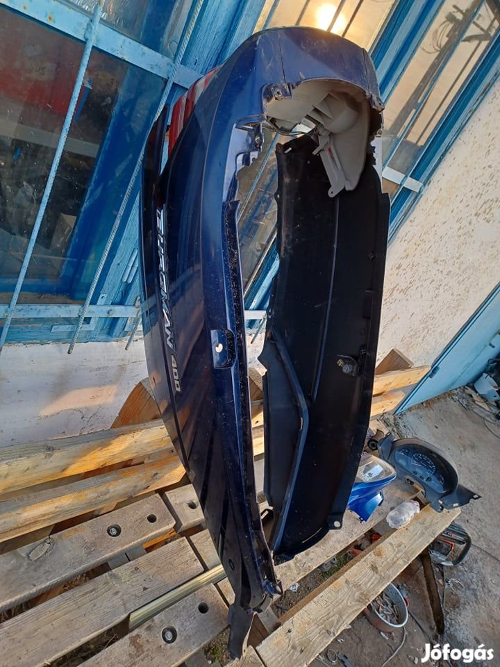 Suzuki burgman ülés alatti idom csak párban