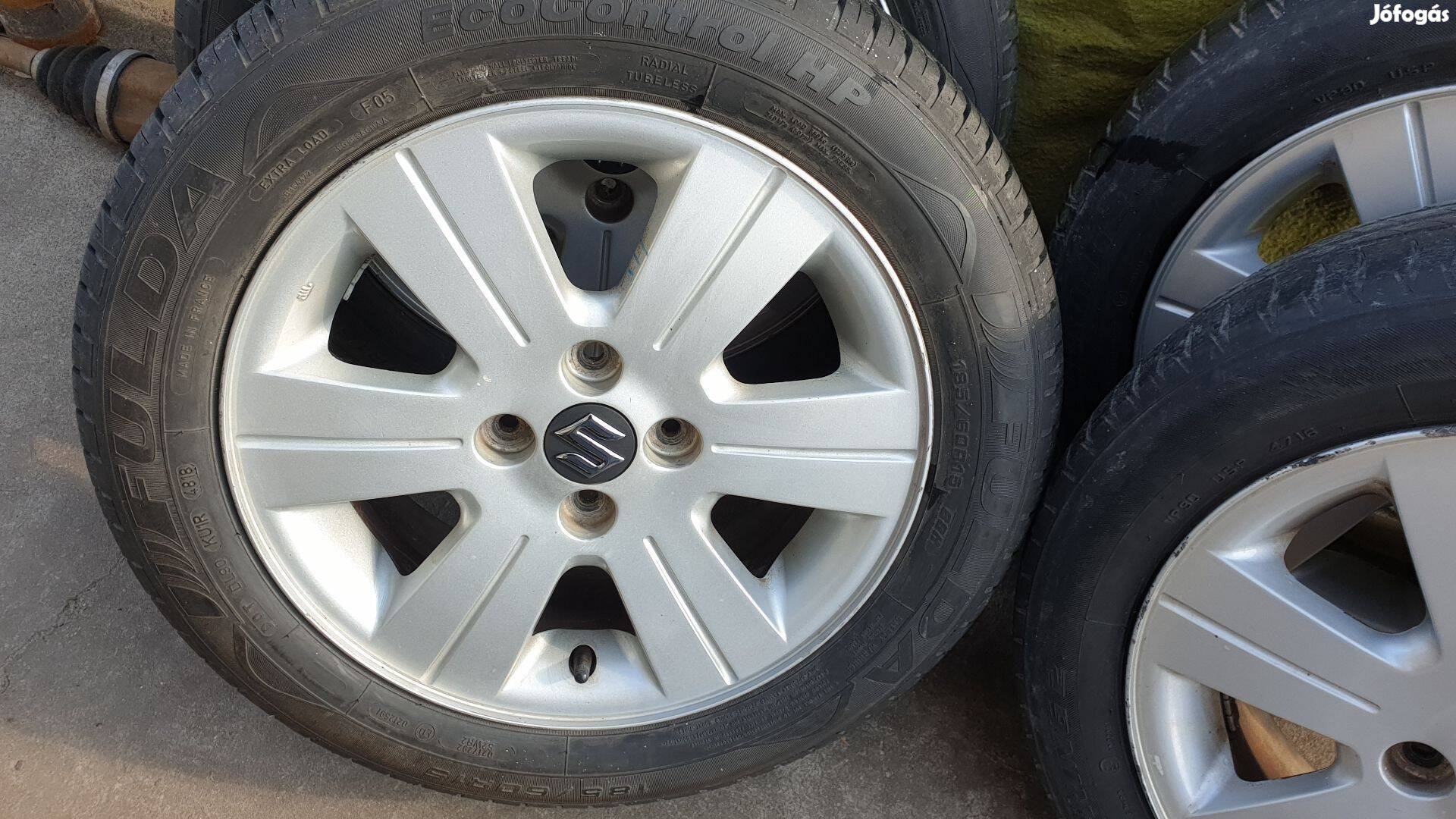Suzuki gyári alufelni 15" col