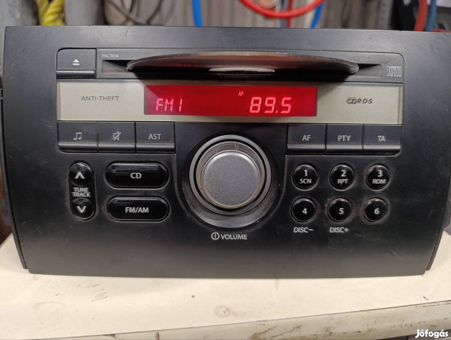 Suzuki gyári rádio cd