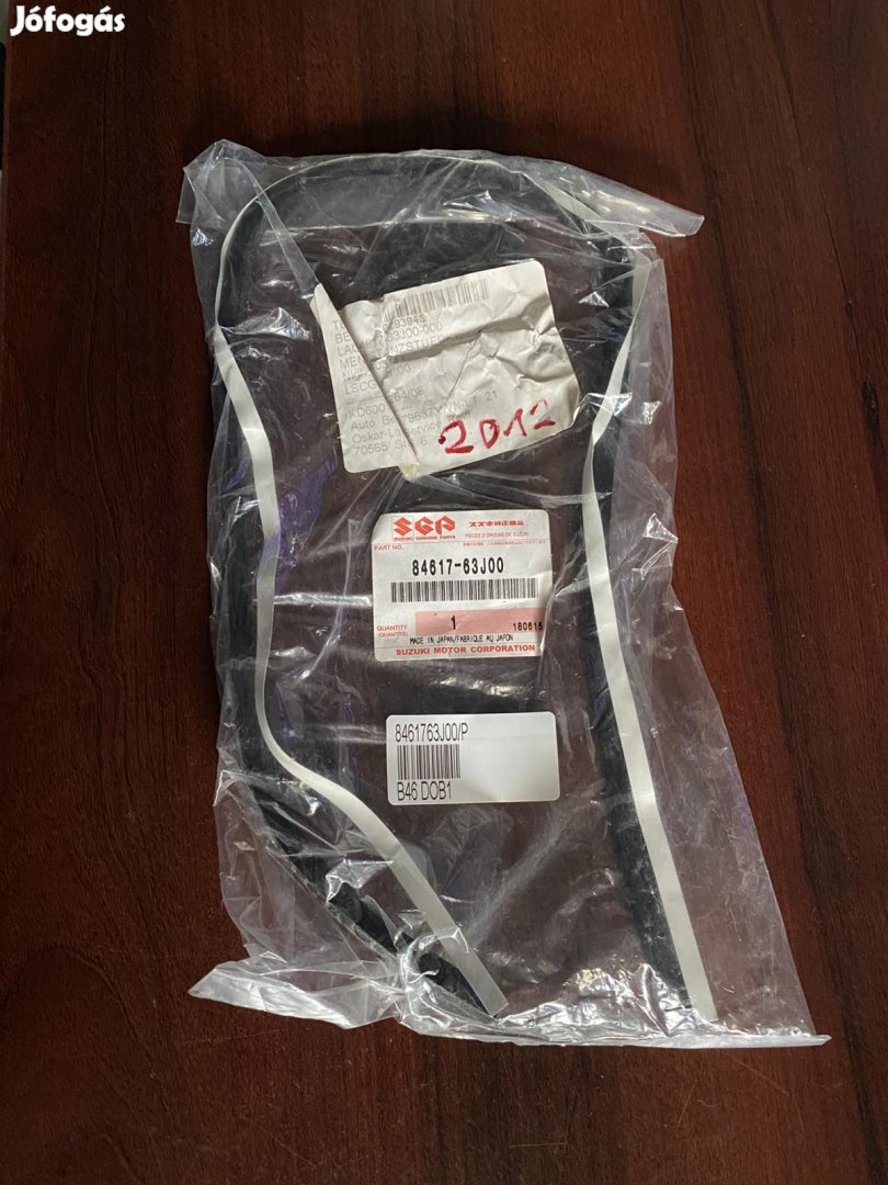 Suzuki hátsó üvegtávtartó 8461763J00 eladó