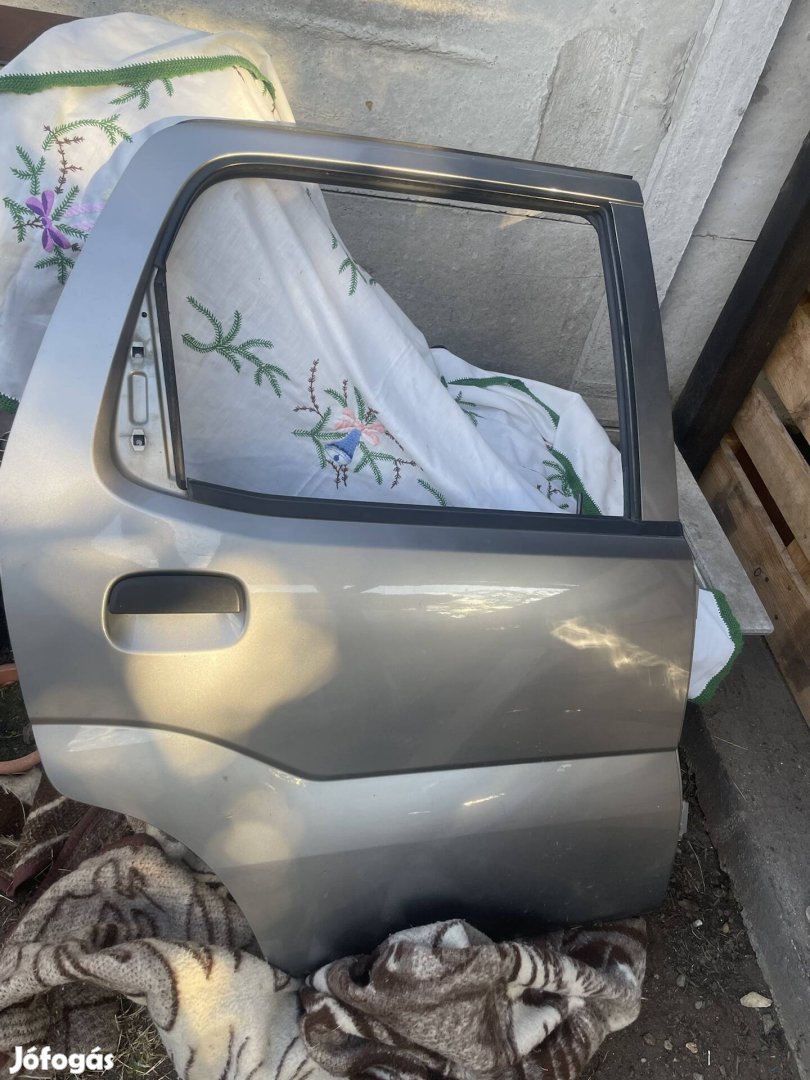 Suzuki ignis alkatrészek