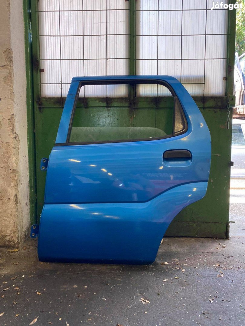 Suzuki ignis bal hátsó kék ajtó