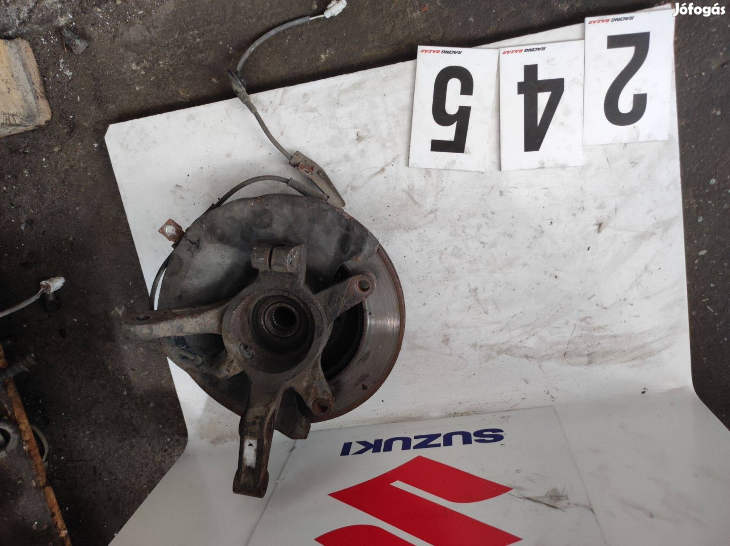 Suzuki ignis jobb csonkállvány