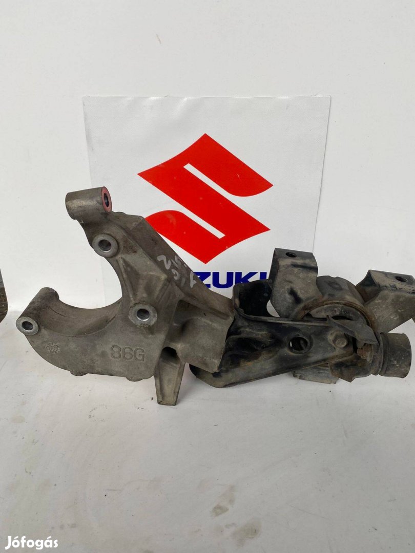 Suzuki ignis középső motortartó bak