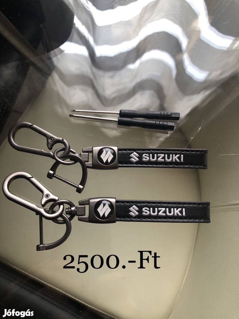Suzuki kulcstartó 