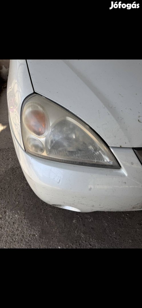 Suzuki liana jobb első lámpa