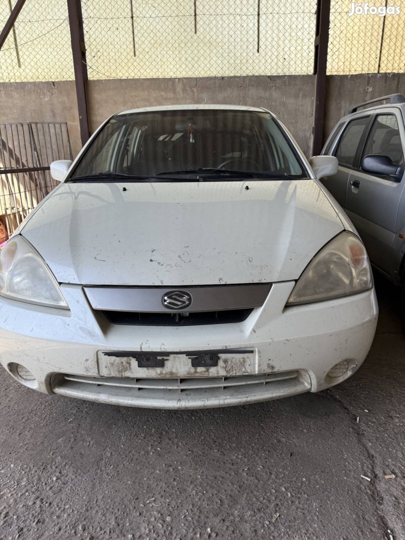 Suzuki liana motorháztető