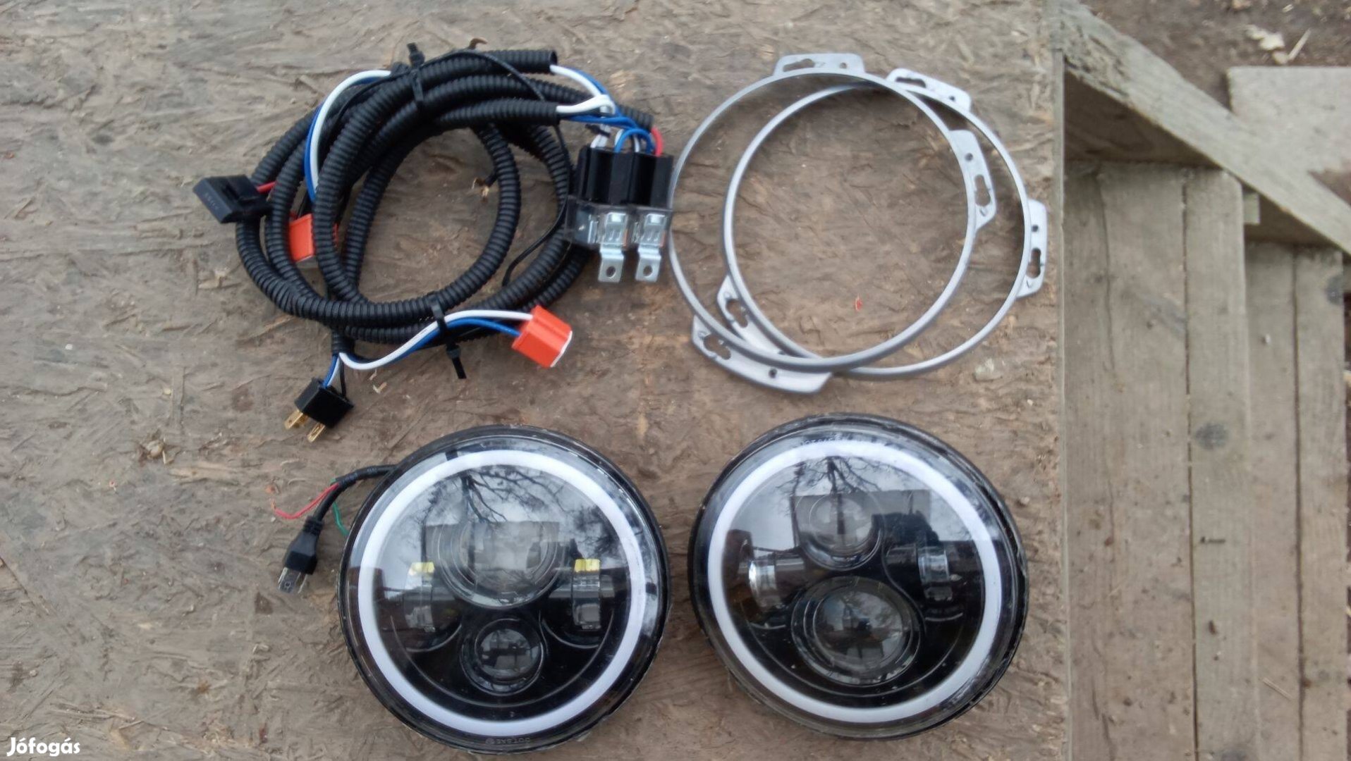 Suzuki samurai lada niva angyalfény fényszóró, lámpa eladó!