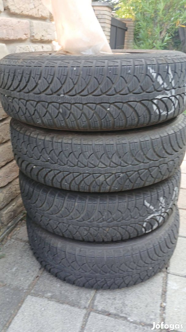 Suzuki spalsh felni gumival 4x100 csavarokkal