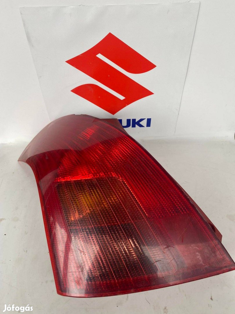 Suzuki swift bal hátsó lámpa