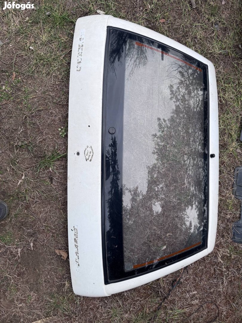 Suzuki swift hátsó ajto