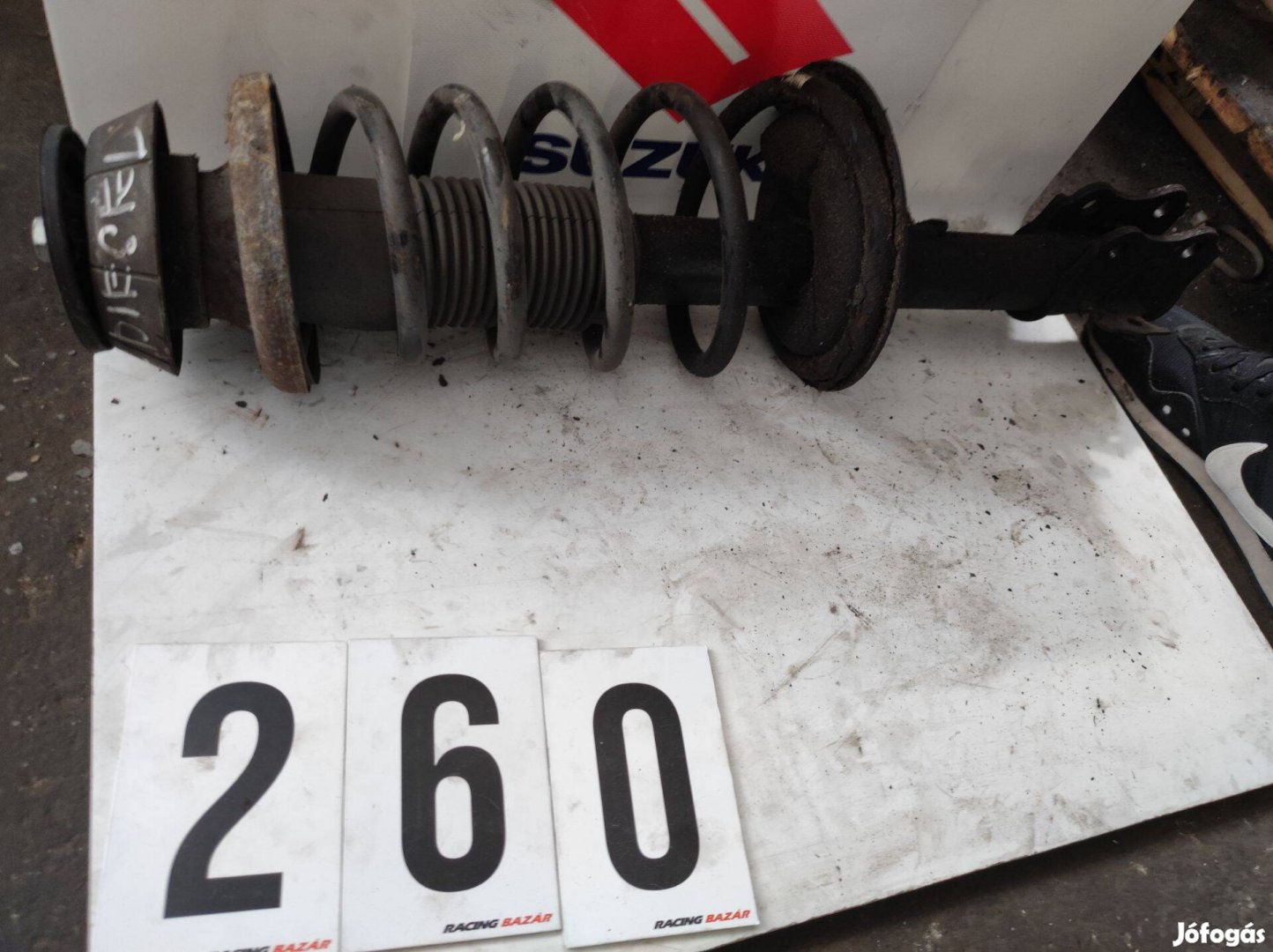 Suzuki swift jobb első gólyaláb