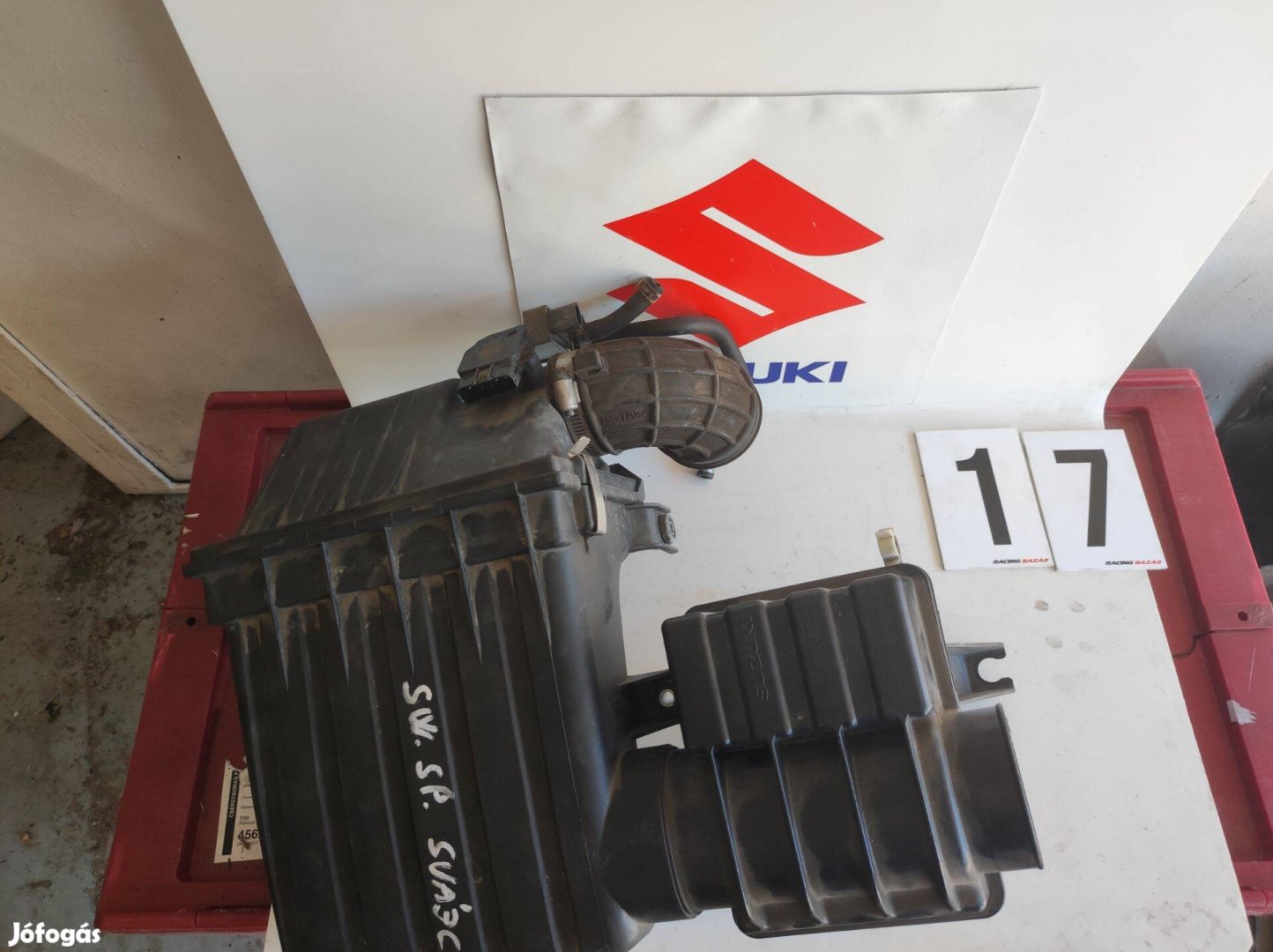 Suzuki swift légszűrőház