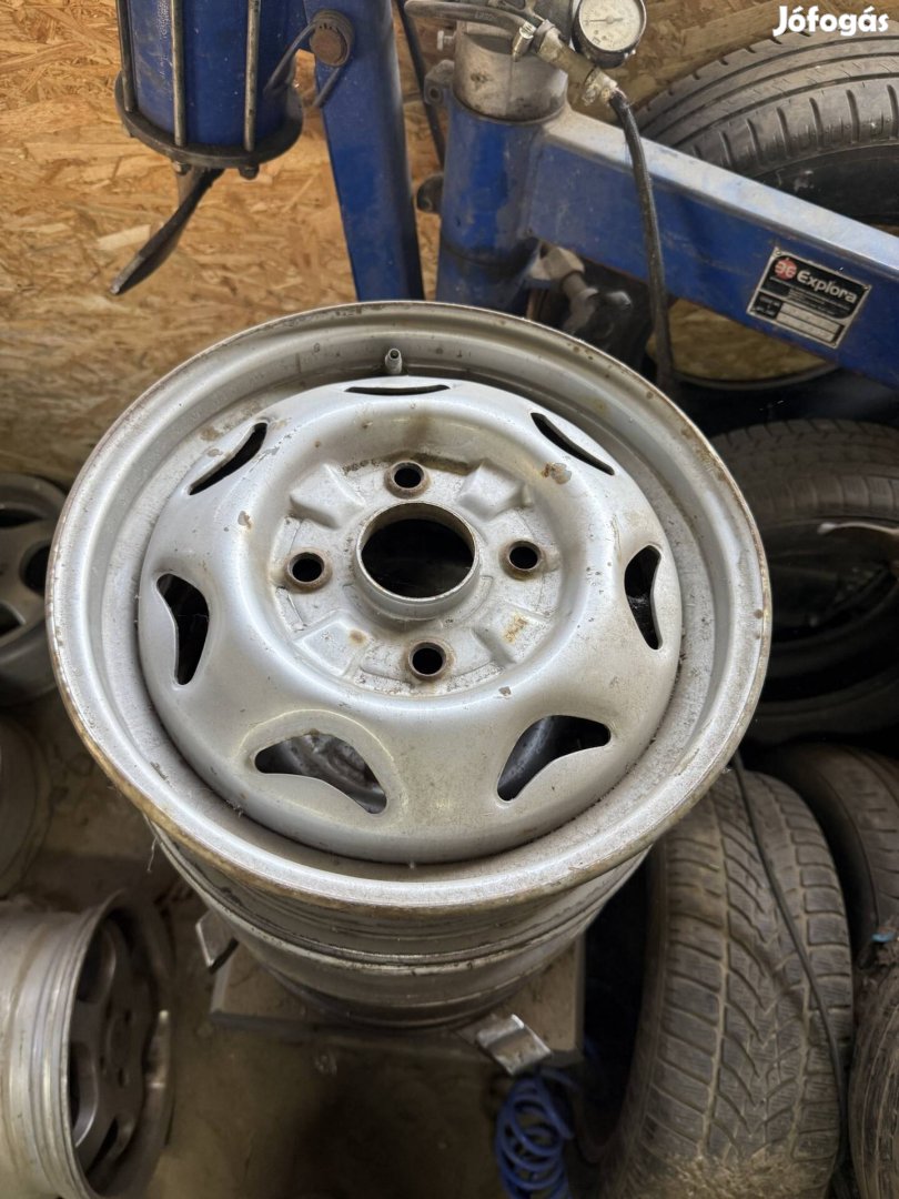 Suzuki swift lemez felni 