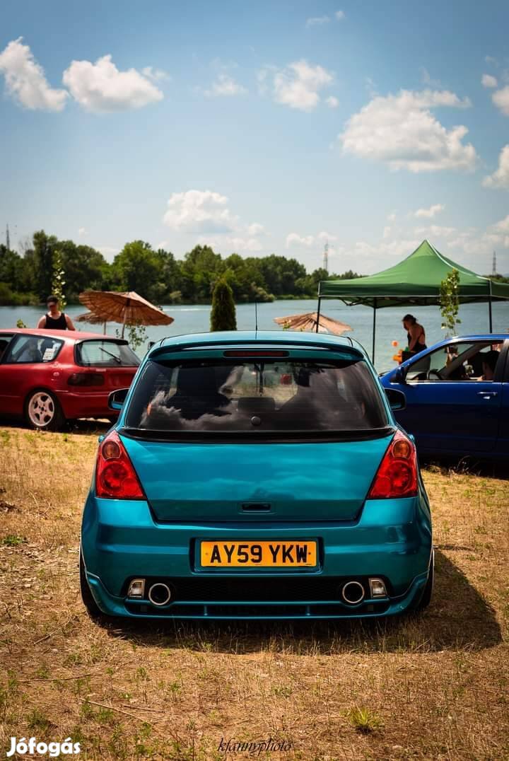 Suzuki swift tolató lámpa pár 