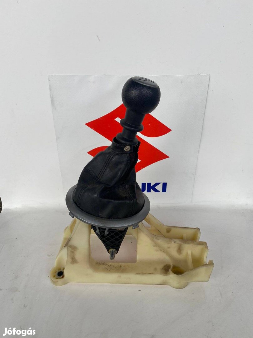 Suzuki swift váltó kulissza
