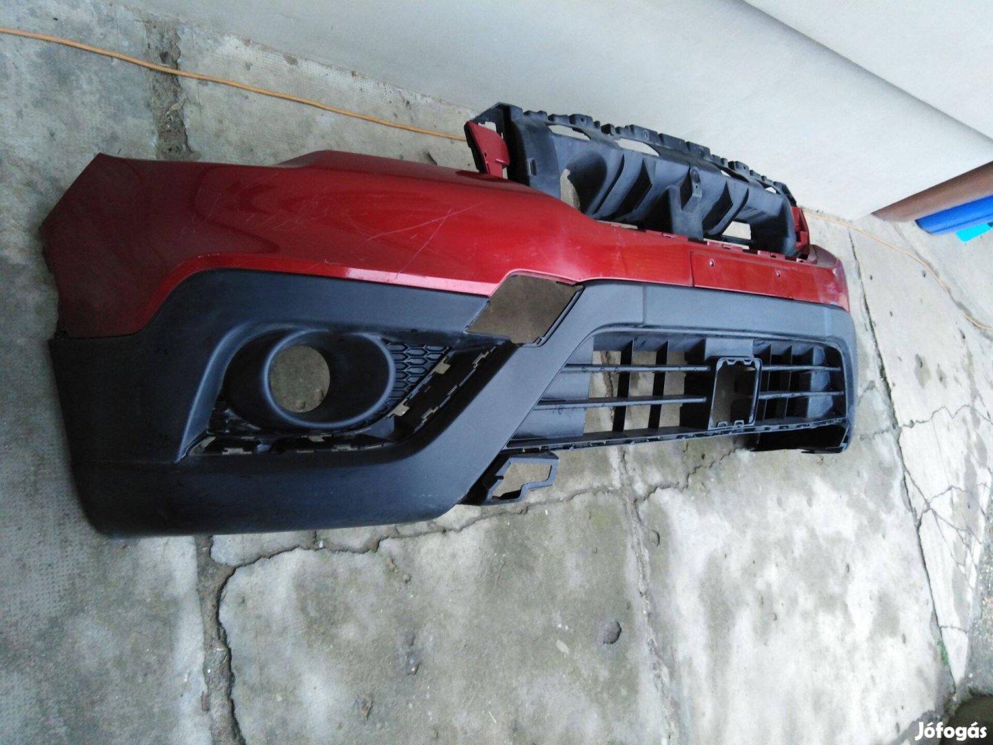 Suzuki sx4.scross gyári első lökháritó