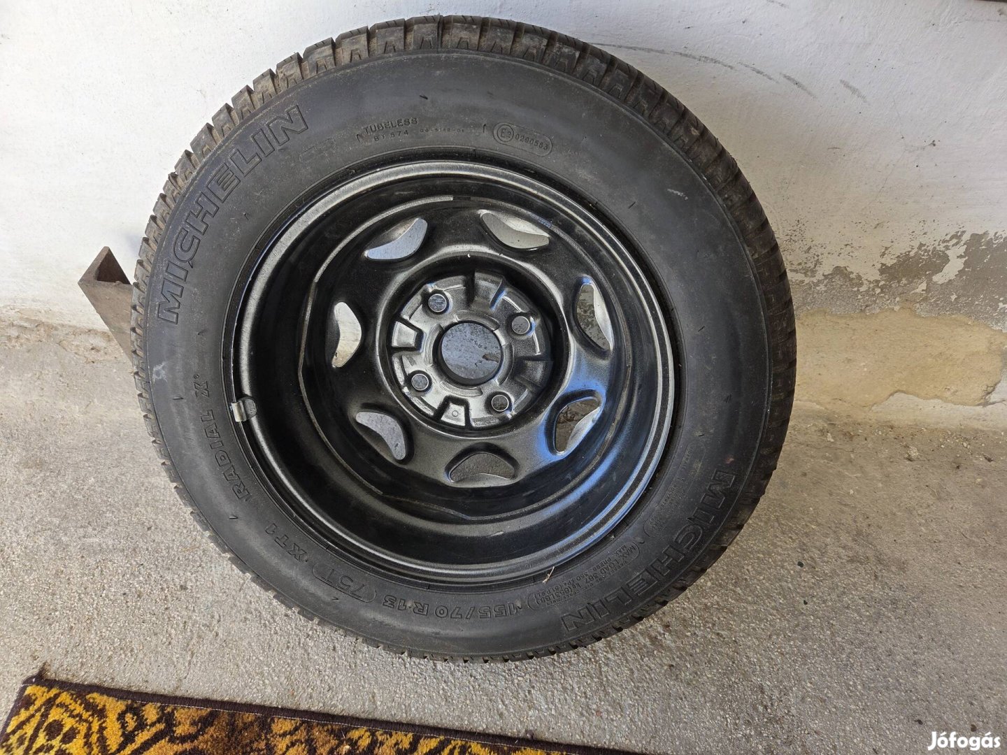 Suzuki téligumi+felni.