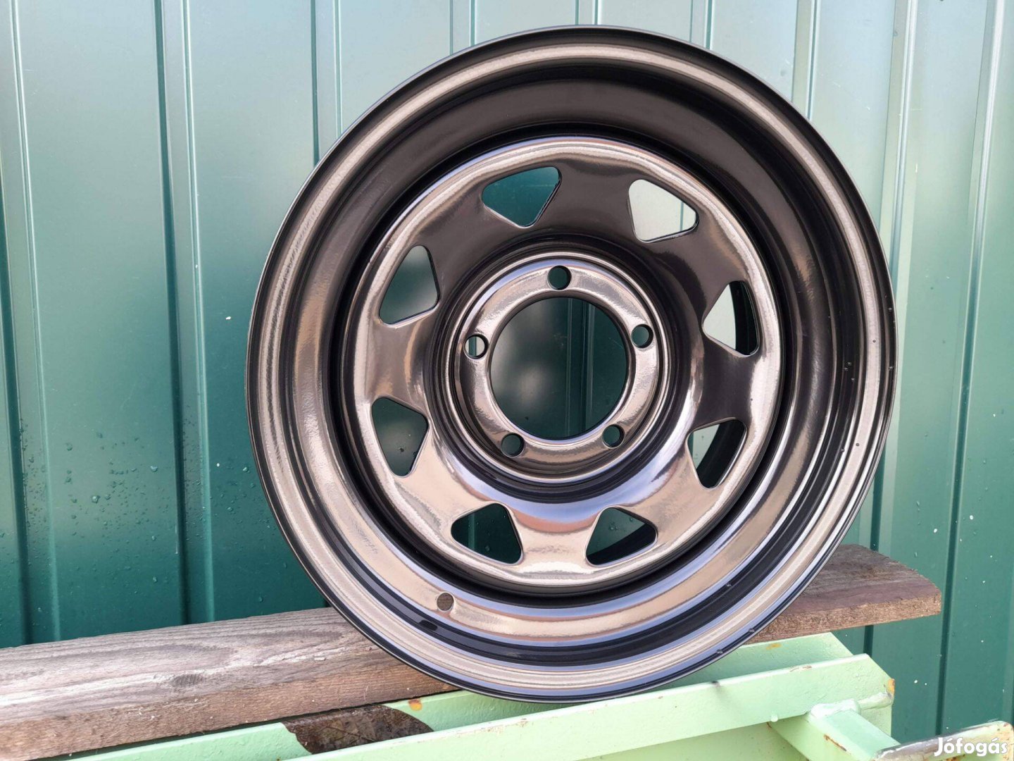 Suzuki terepjáró keréktárcsa 5x139,7 15x7 ET-30