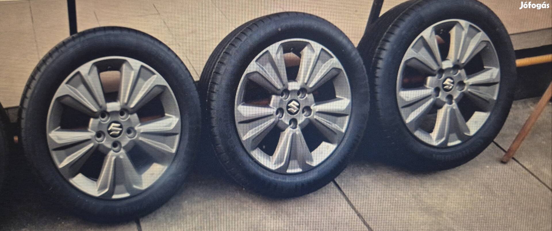 Suzuki vitara gumik 215/55r17