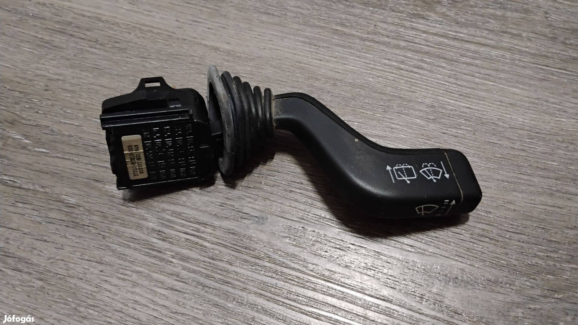Suzuki wagon r ablaktörlő kapcsoló