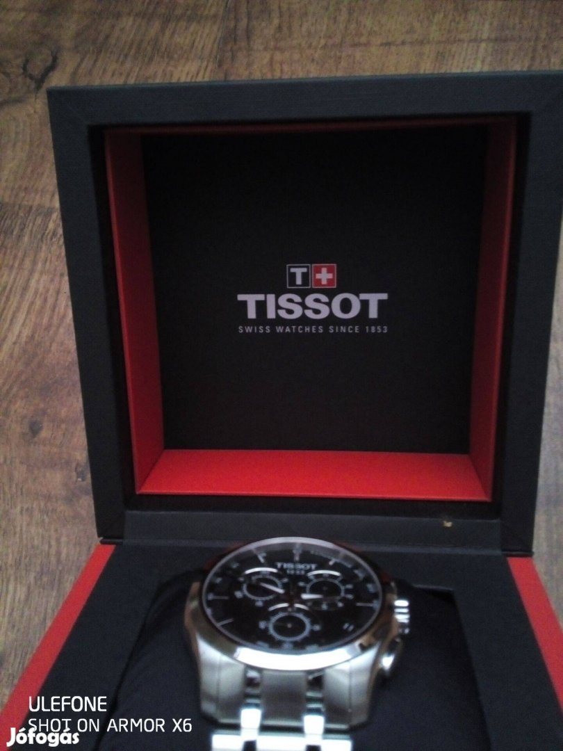 Svájci Tissot karóra