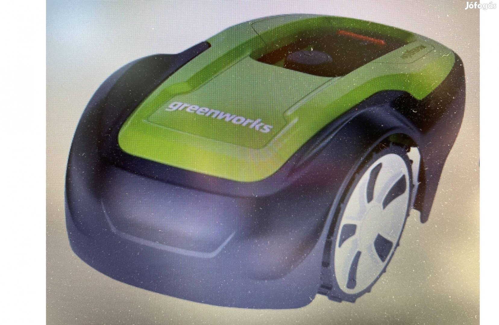 Svéd Robotfűnyíró 500 m2-re