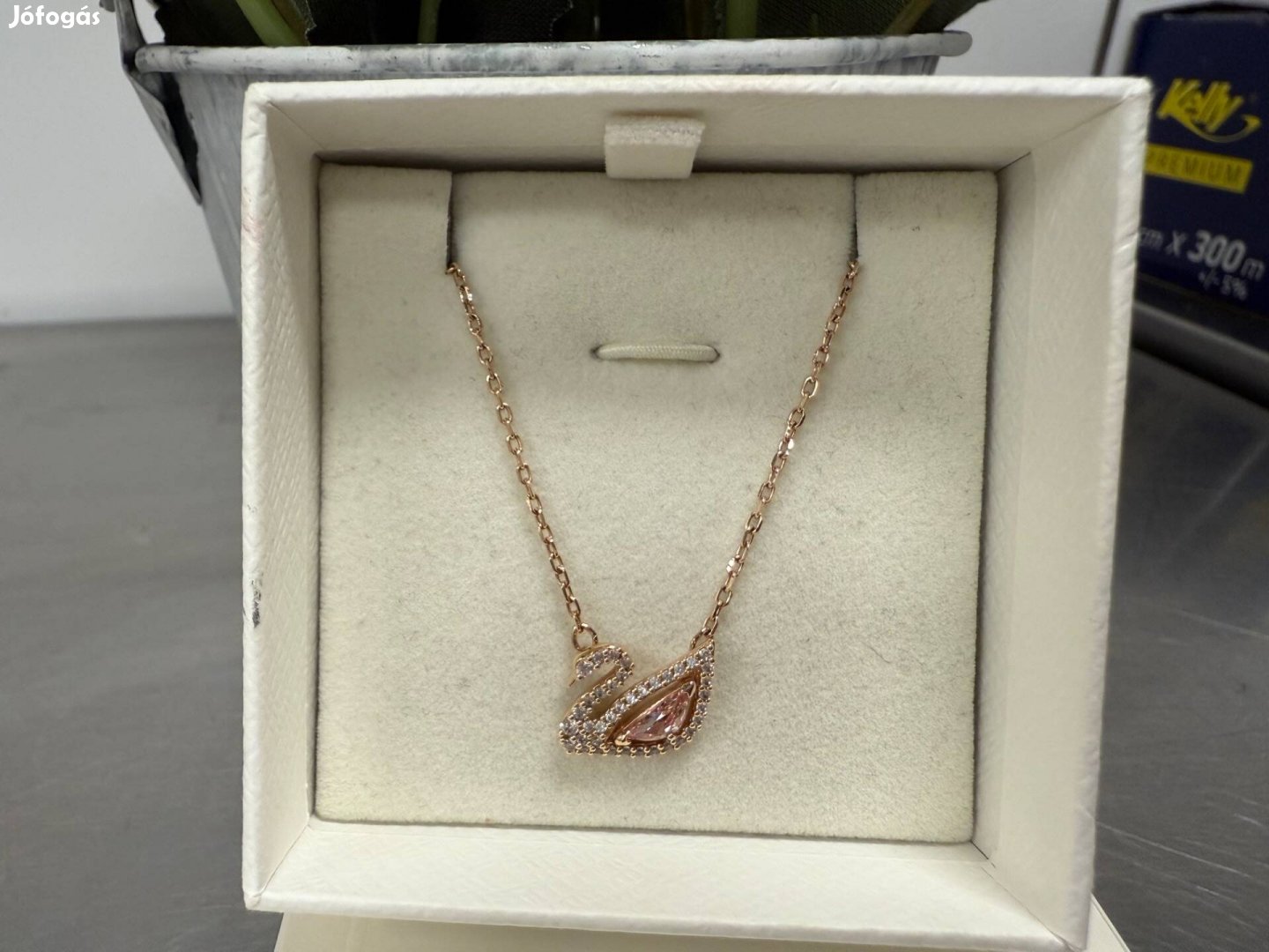 Swarovski Dazzling Swan nyaklánc eredeti dobozban, jótállással