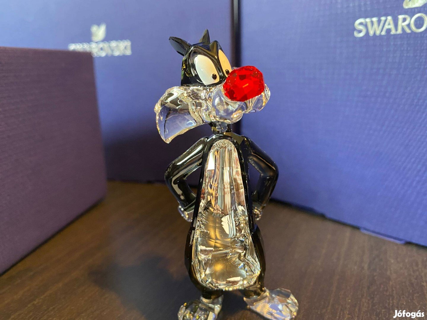 Swarovski Szilveszter macska