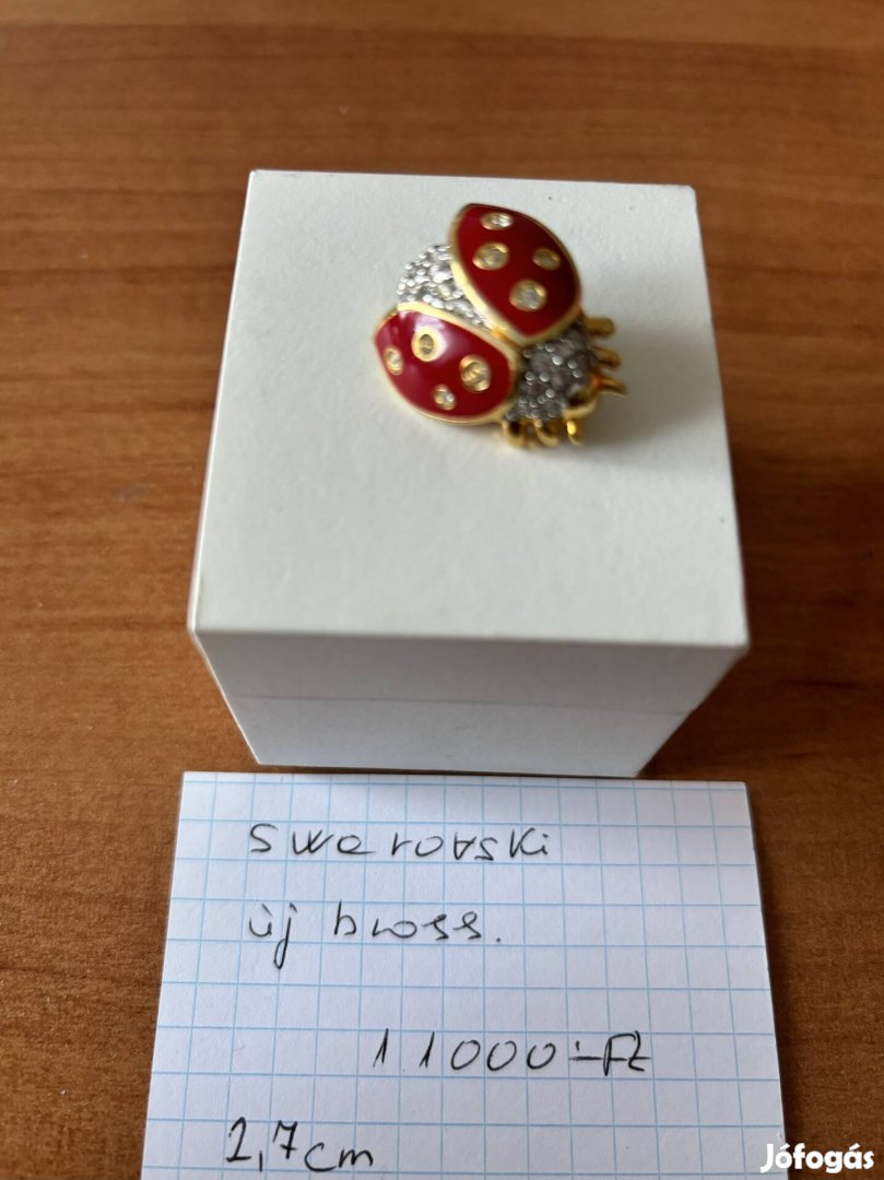 Swarovski bross