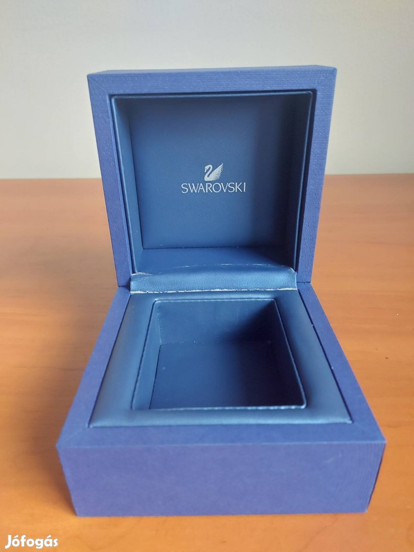Swarovski doboz