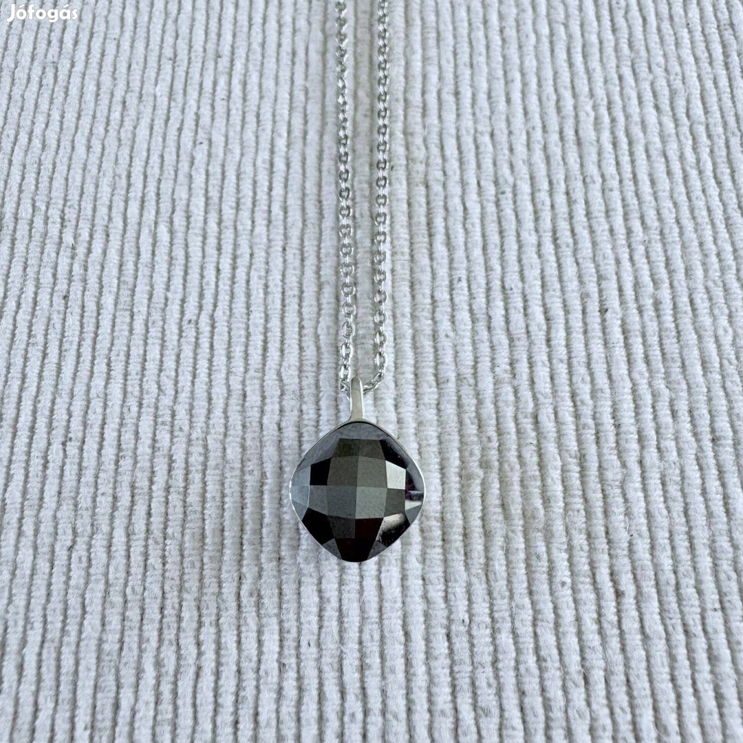 Swarovski ezüst nyaklánc szürke medállal