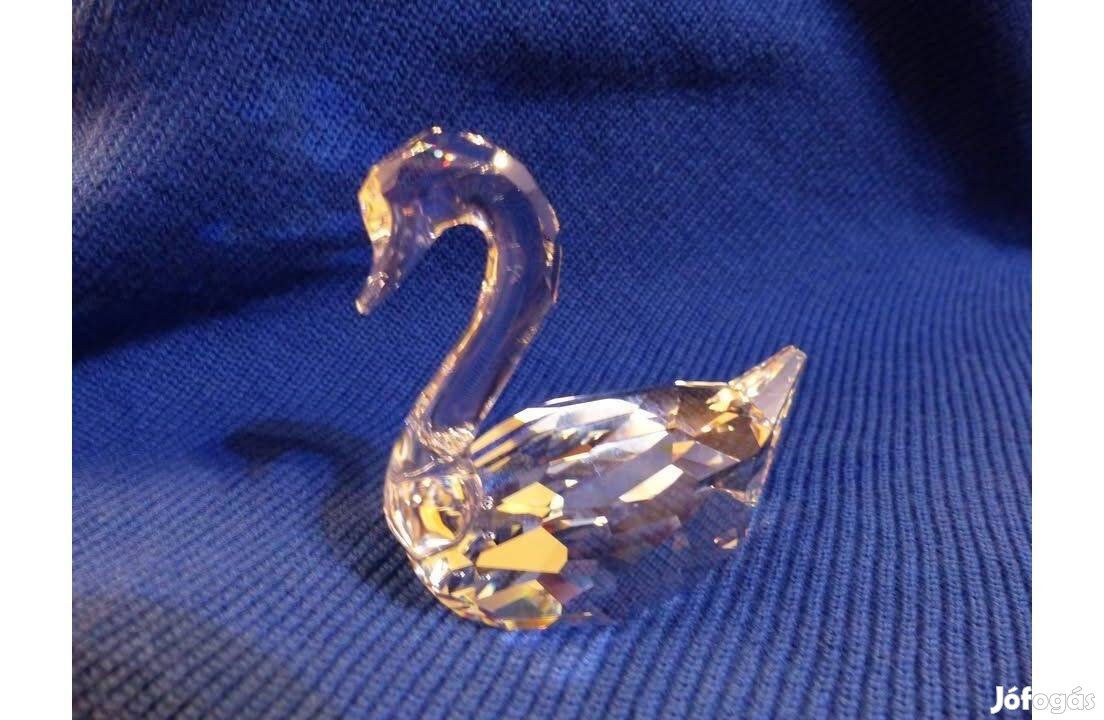 Swarovski kristály hattyú