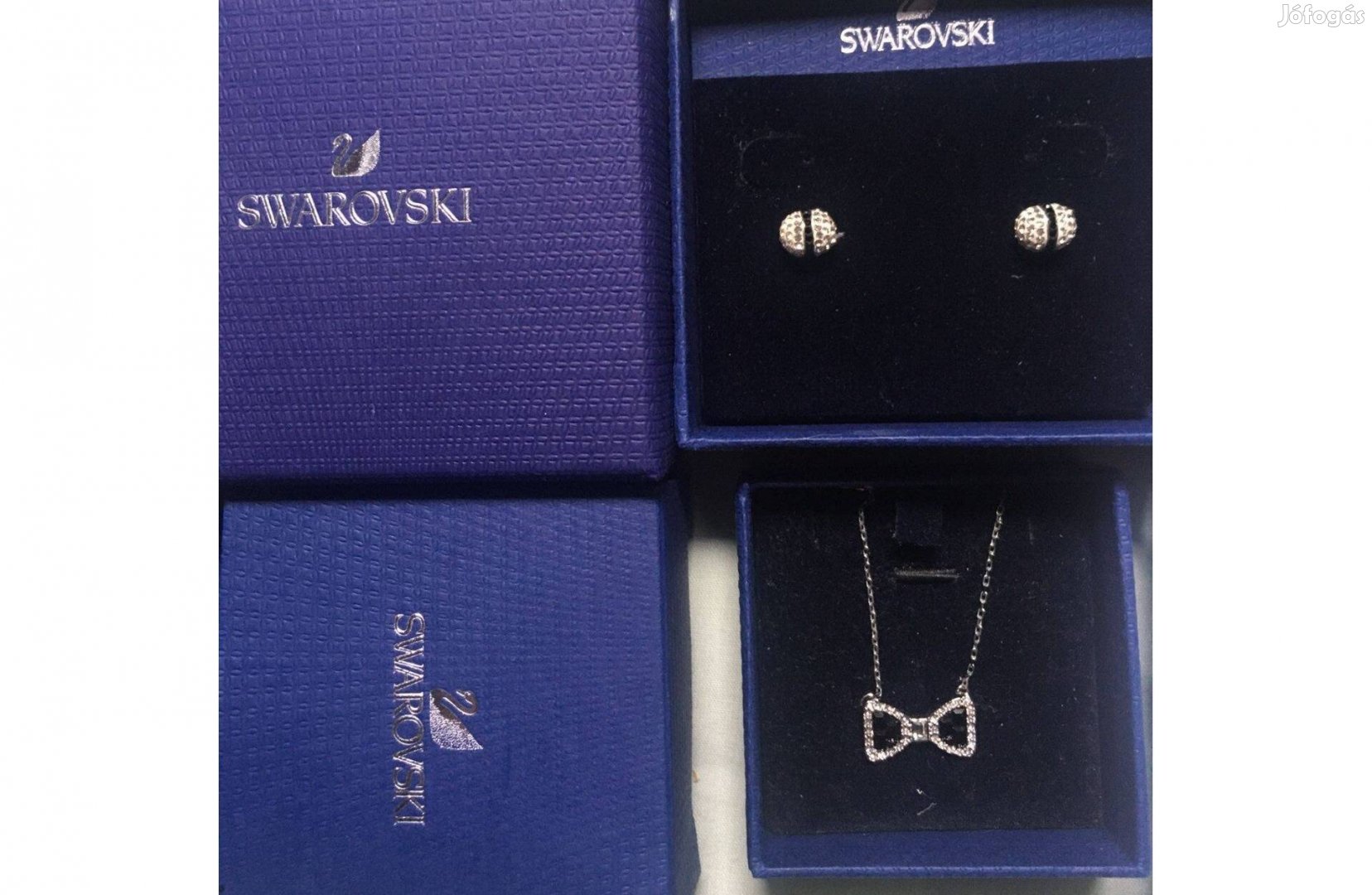 Swarovski medálos lánc és fülbevaló