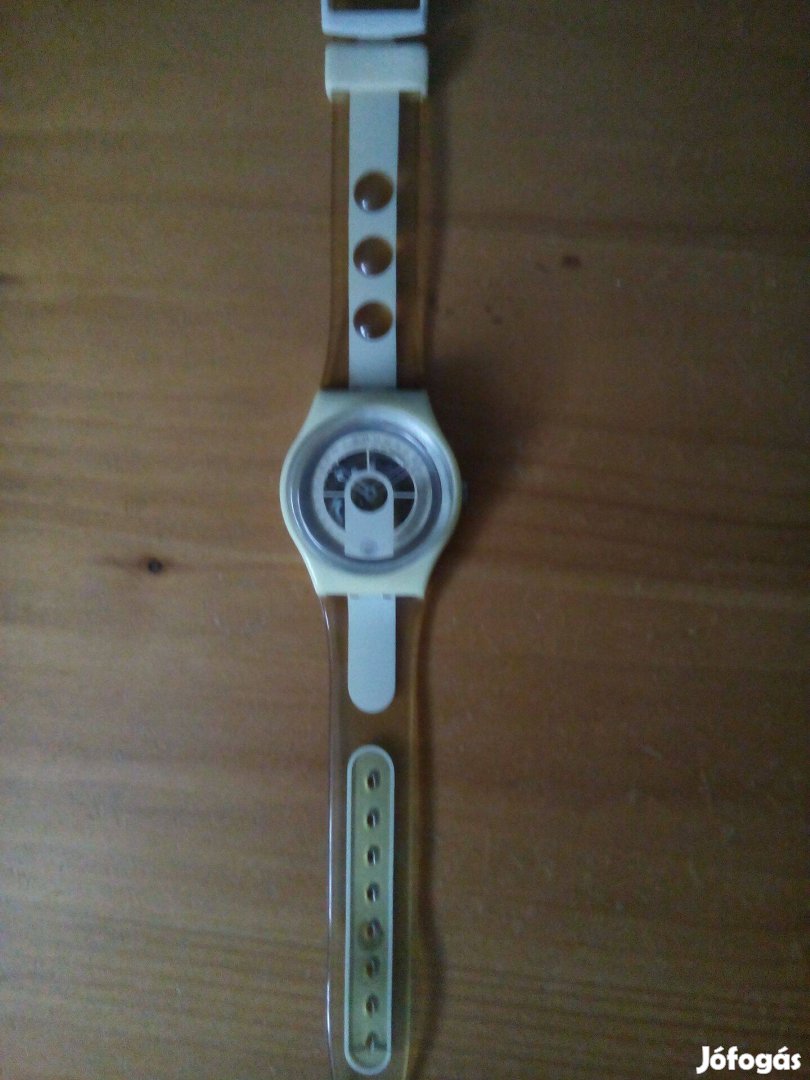 Swatch egyedi karóra