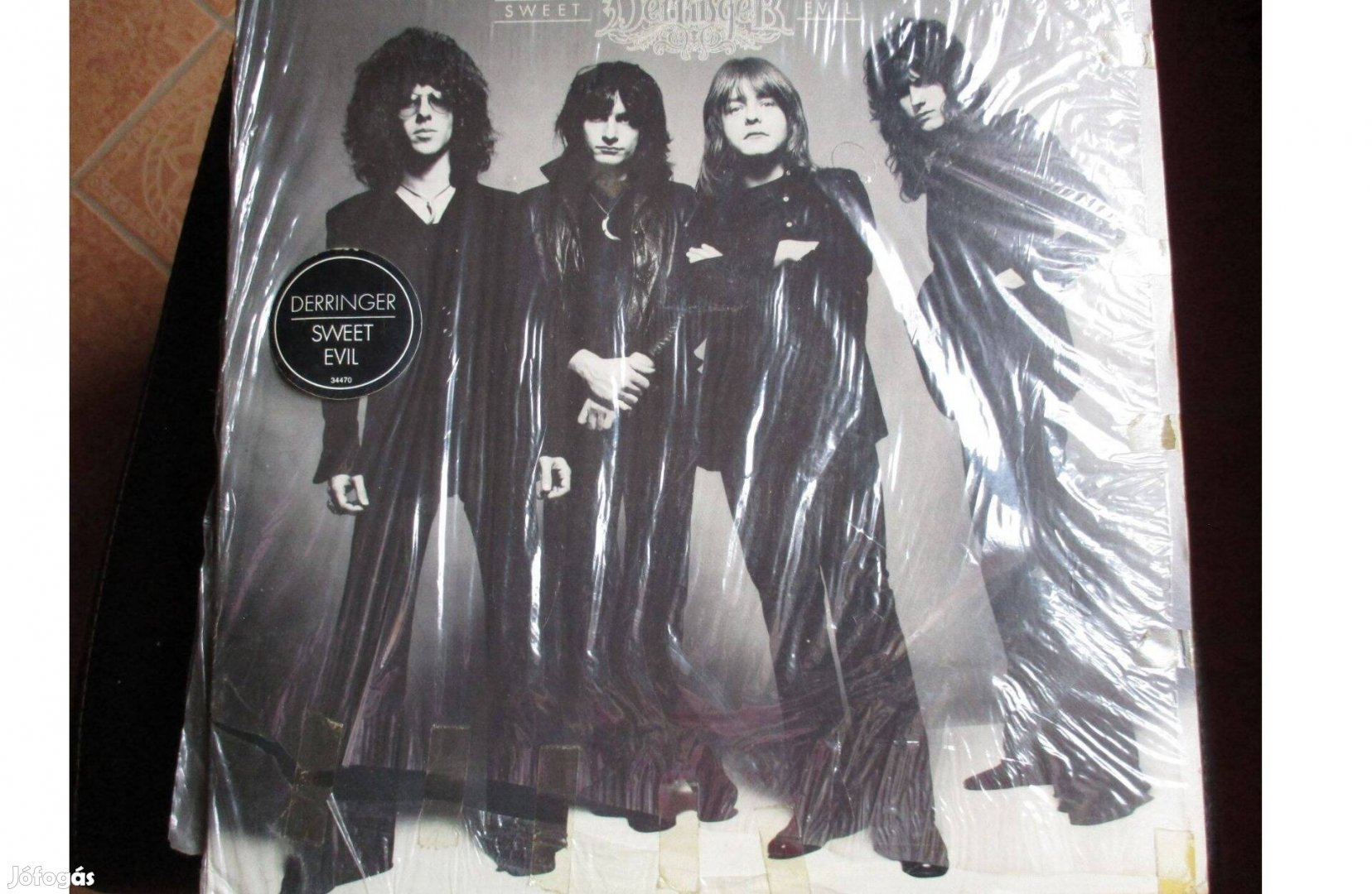 Sweet Evil Derringer bakelit hanglemez eladó