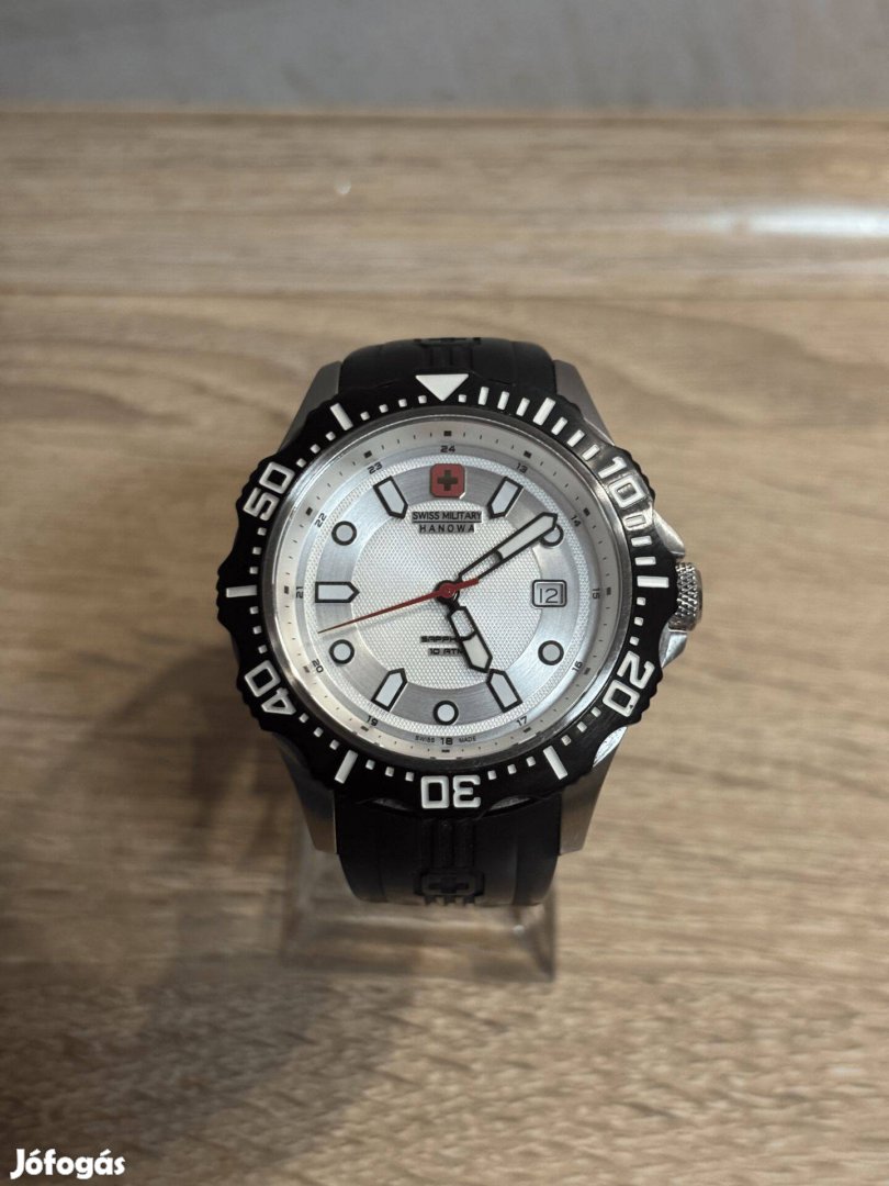 Swiss Military Hanowa Patrol Swiss Made búvár stílusú karóra