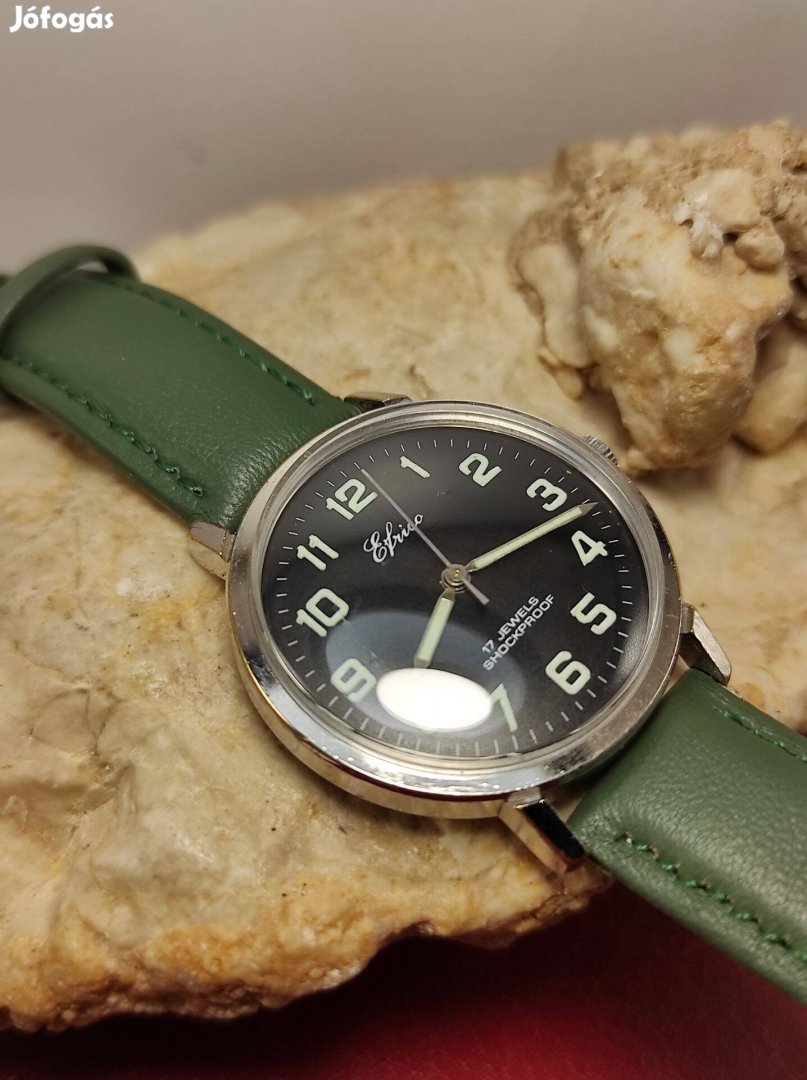 Swiss szép Efrica mechanikus karóra